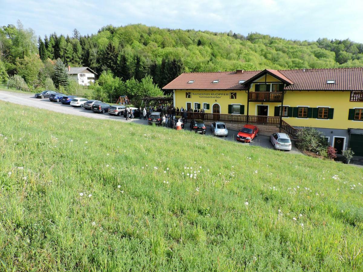 Gaestezimmer Klopfer Sankt Johann im Saggautal Экстерьер фото