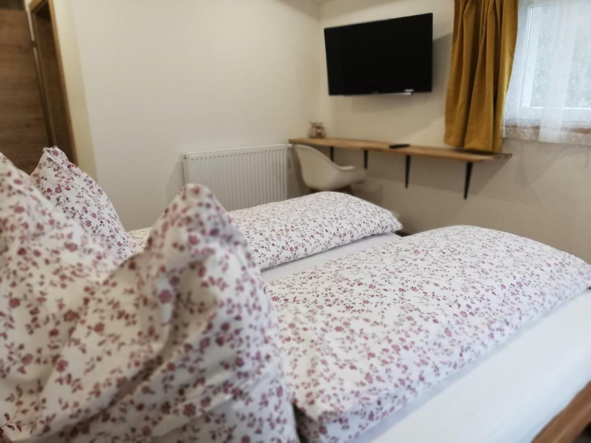 Gaestezimmer Klopfer Sankt Johann im Saggautal Экстерьер фото